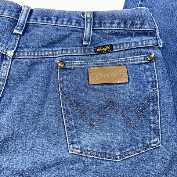 Wrangler Other - Wrangler 13MWZPW Cowboy Cut Jeans 40x30 Blue Medium Wash Straight Leg Denim